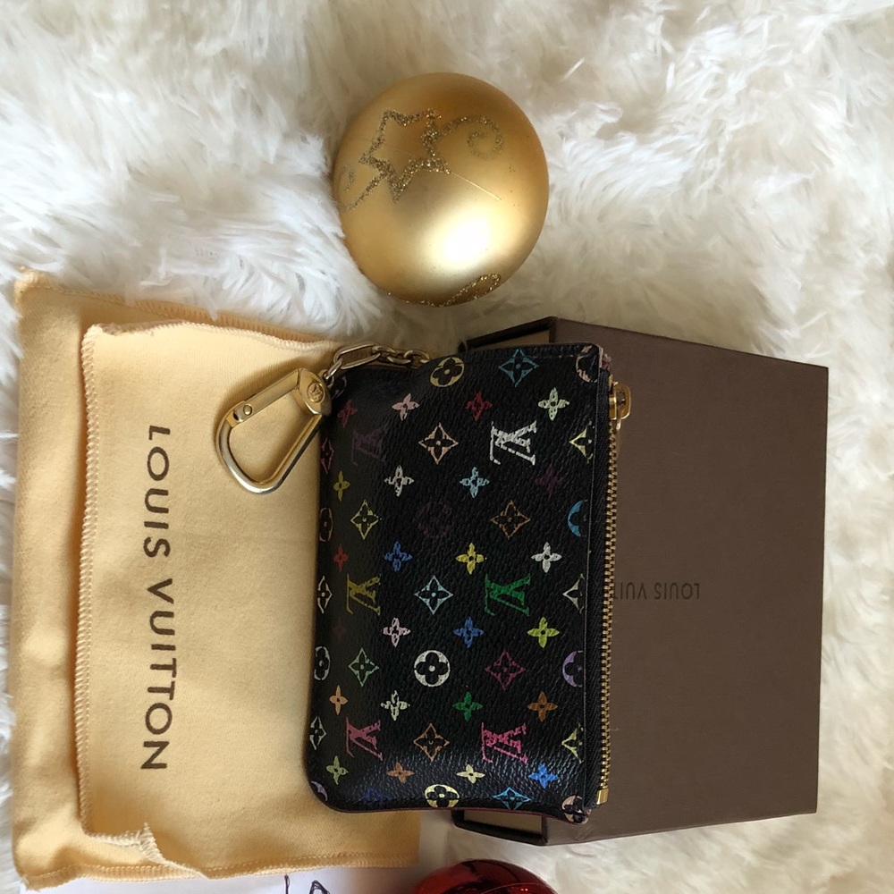 Authentic vary rare multicolor noir key cles